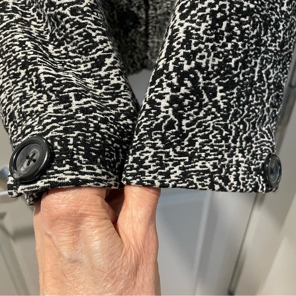 Women’s Wool Blend Jacket Five Button Front Two Waist Pockets Gently Worn - Picture 5 of 11